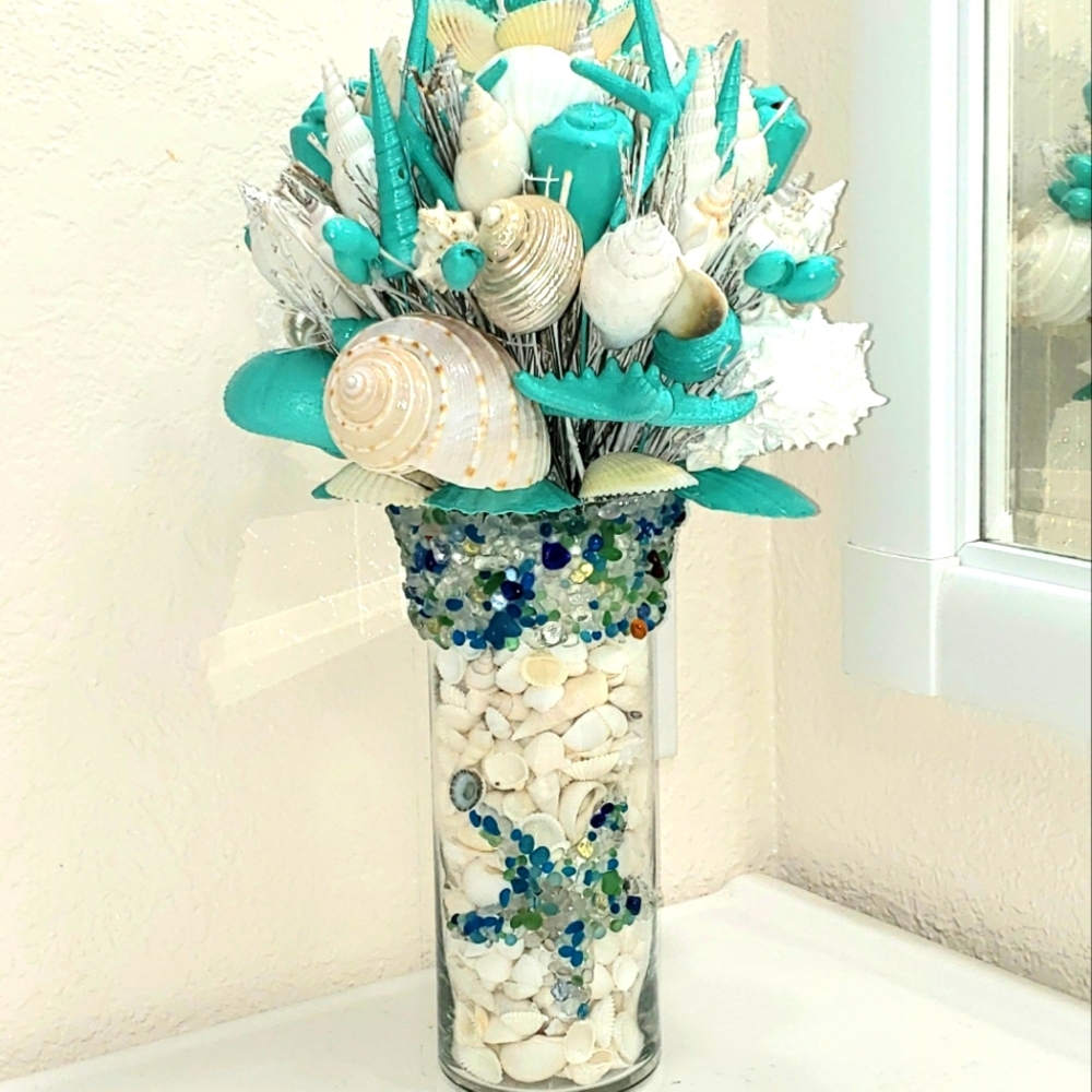Seashell Bouquet 16"